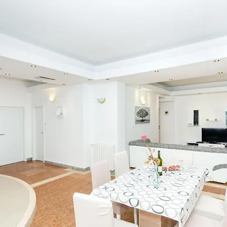 Ana Villa Umljanovic