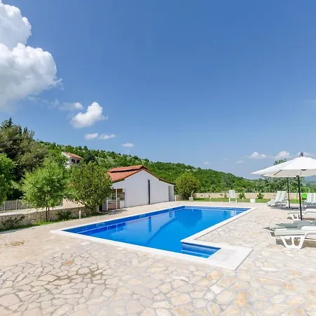 Villa Ana *