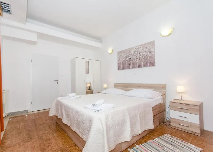 Ana Villa Umljanovic