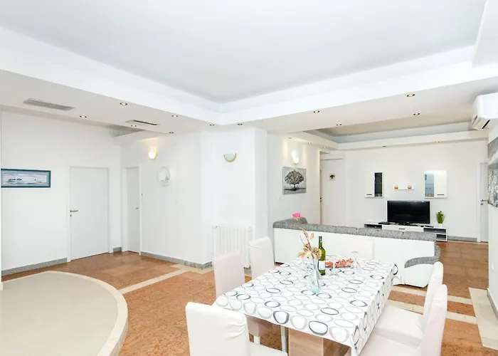 Ana Villa Umljanovic